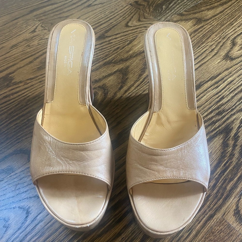 Via Spiga nude leather wedges size 8